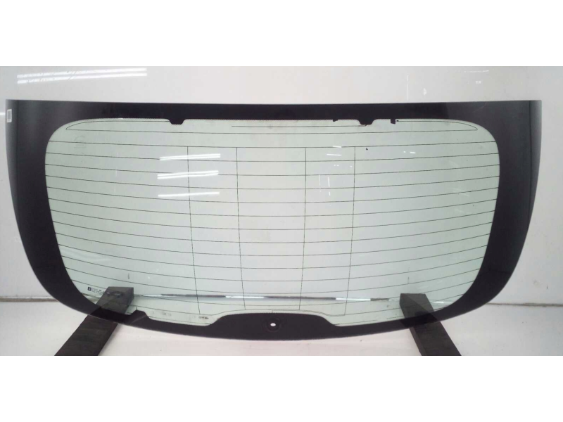 Заднє скло Opel Astra J 09-19 5-дв. хетчбек (Pilkington)