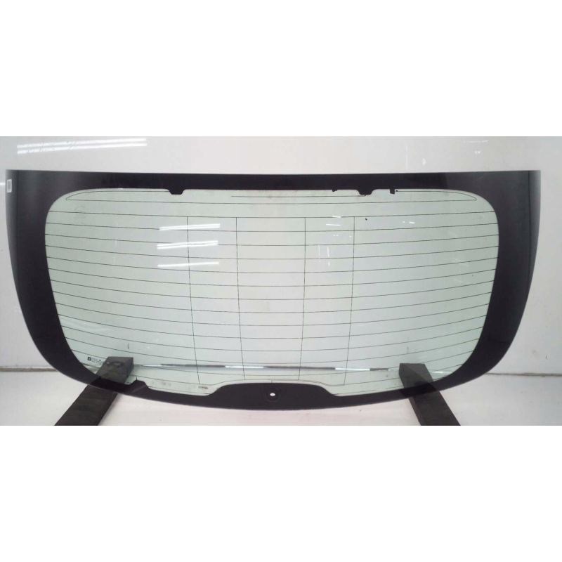 Заднє скло Opel Astra J 09-19 5-дв. хетчбек (XYG)