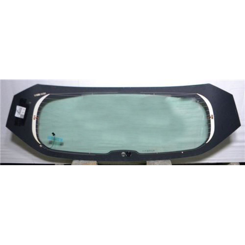 Заднє скло Peugeot 2008 12-19 (XYG)