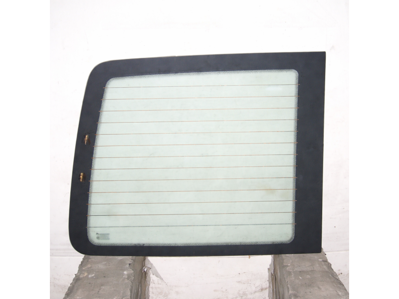 Заднє скло праве з обігрівом для VW Transporter T4 1990-2003 | XYG