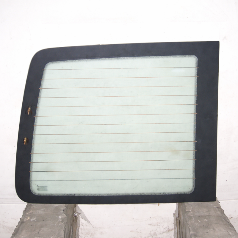 Заднє скло праве з обігрівом для VW Transporter T4 1990-2003 | XYG