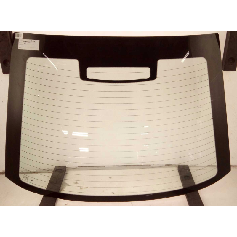 Скло заднє (без отвору) Skoda Octavia Tour ліфтбек 1996-2010 XYG