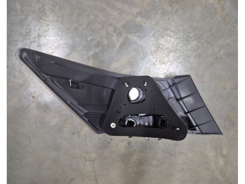 Ліхтар задній Honda Accord 8 седан 08-10 USA правий (FPS) 33500TA0A01