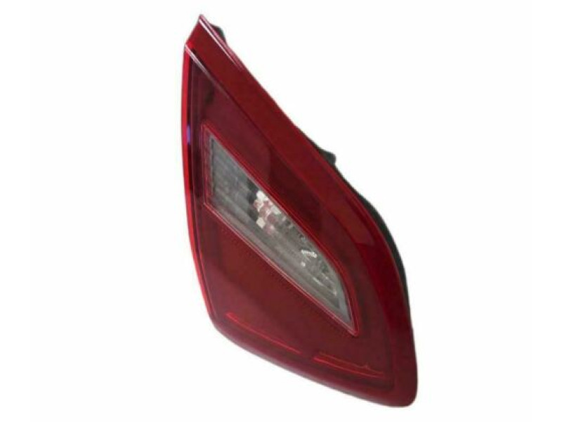 Ліхтар задній лівий внутрішній Nissan Altima 16-18 (TYC) темний 26545-9HS1A