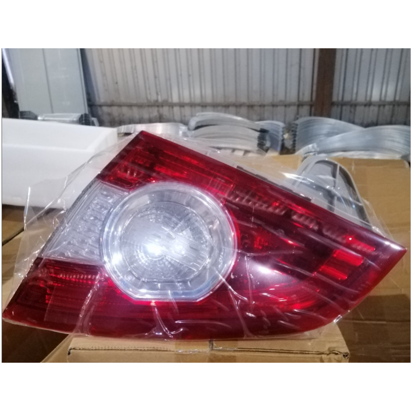 Ліхтар задній правий Ford Fusion USA sedan 05-09 (Китай) 