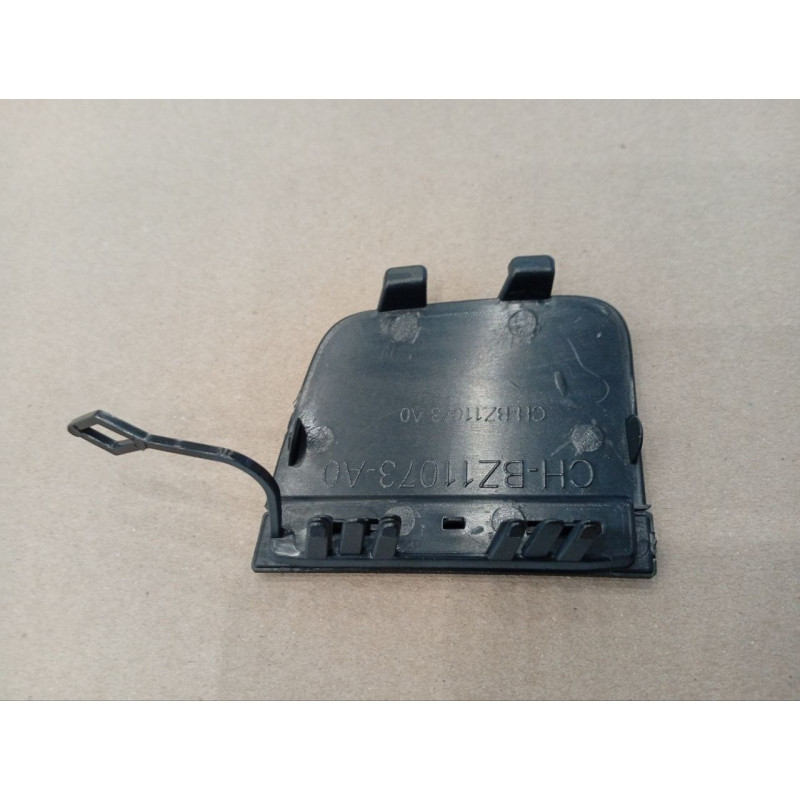 Заглушка гака переднього бампера Mercedes GLA-class X156 14-17 (Тайвань)