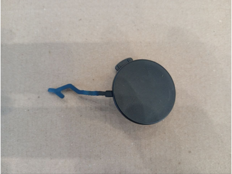 Заглушка гака в задній бампер ліва Porsche Cayenne 10-14 (Тайвань)