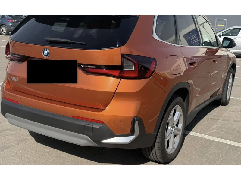 Заглушка гака заднього бампера глянець BMW X1, IX1 U11/U12 2022- FPS 51129883528 