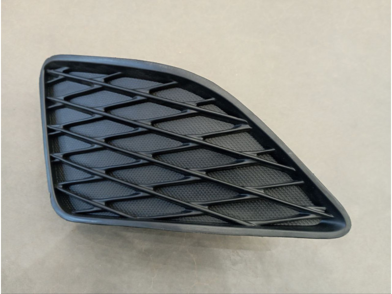 Заглушка протитуманної фари права Toyota Corolla E15 07-09 (Elit) 8148102090