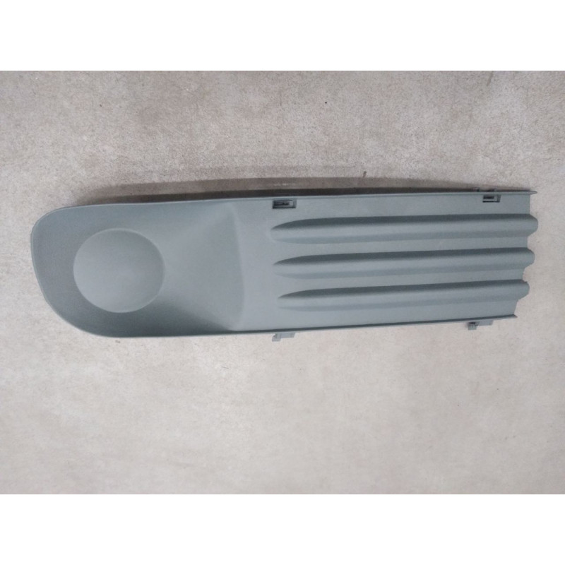 Заглушка протитуманної фари VW Transporter T5 (03-09) - права 7H0807490C7