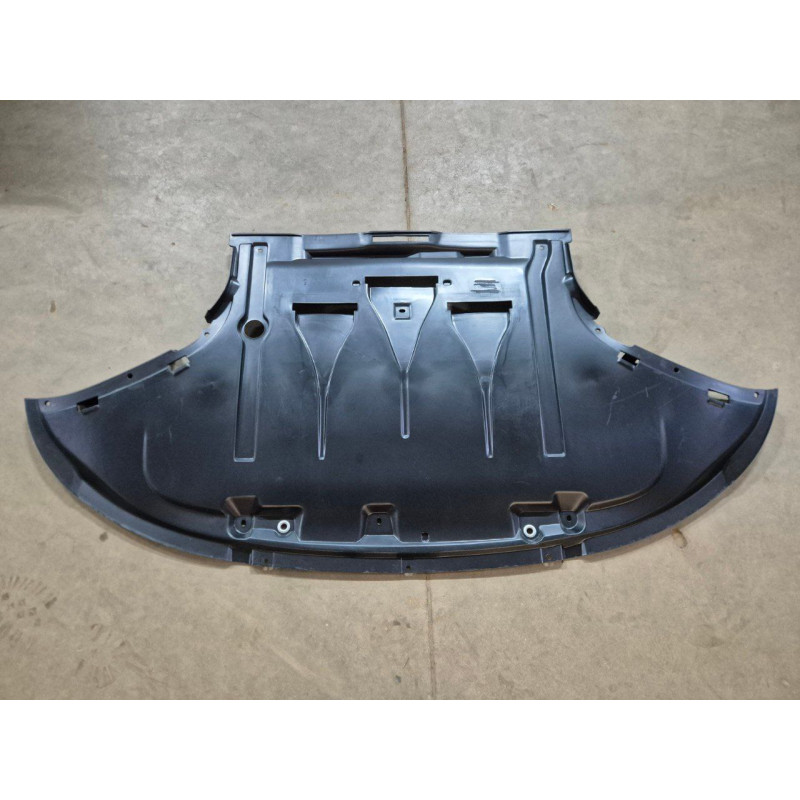 Захист двигуна пластик Audi A4 B6 2000-2004 LKQ 8E0863823