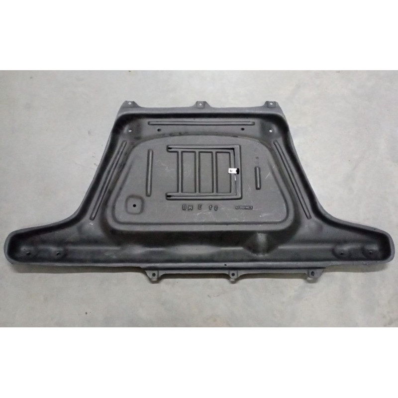 Пластиковий захист двигуна BMW 3 E46 1998-2005 FL  51718209093